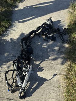 2017 -2021 INFINITI Q60 - ADAPTIVE STEERING - ENGINE BAY UNDER HOOD HARNESS LOOM