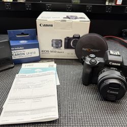 Canon EOS M50 Mark I I / 2 Extra Batteries / K&F Filter