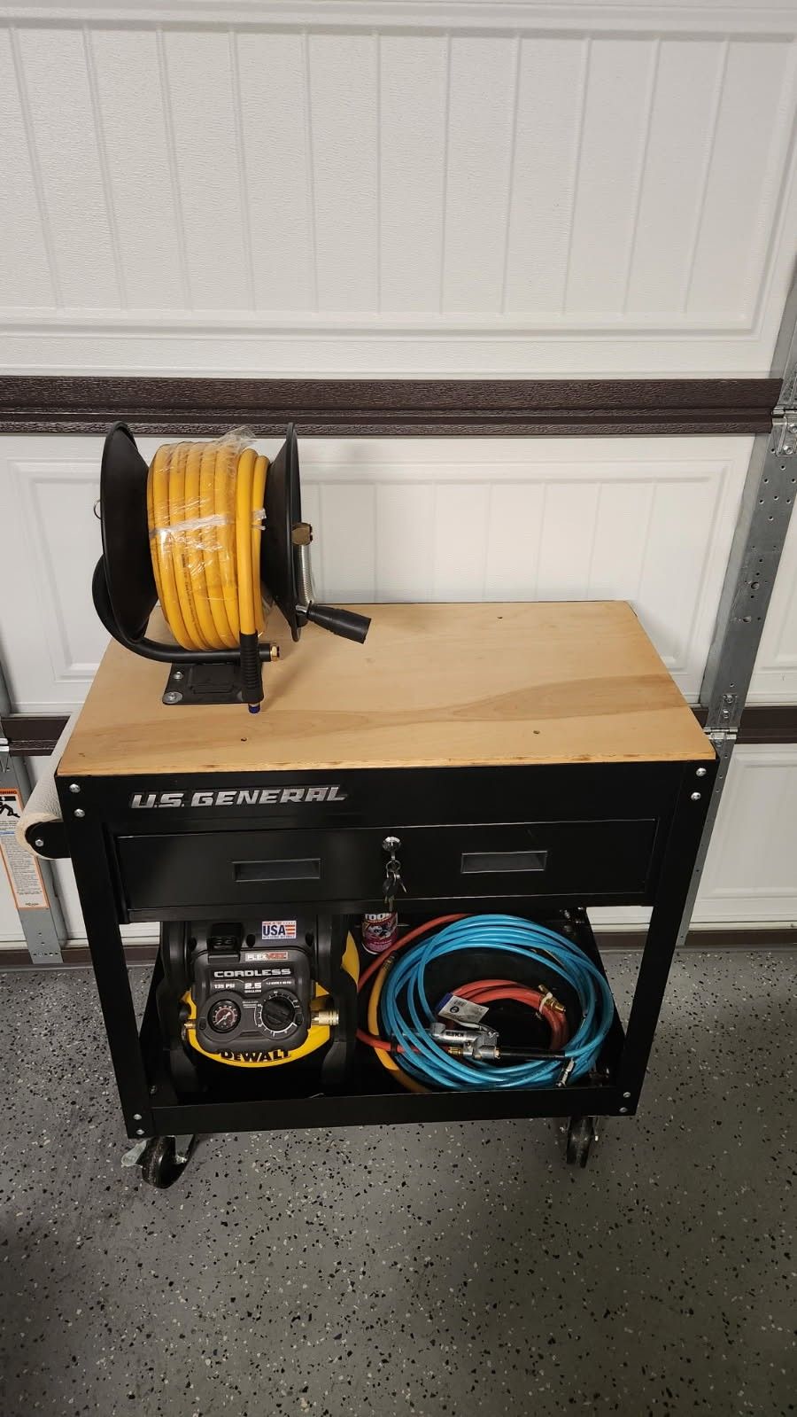 Dewalt 60V FLEX Compressor CART with Miscellaneous Hoses & Parts