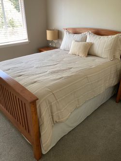 Old Cannery queen size bed and matching end tables