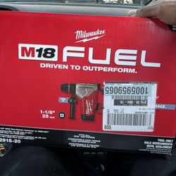 Rotary Hammer & Bull Point Chisel Set