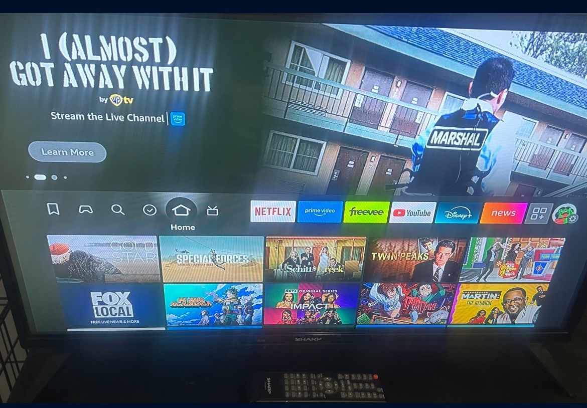 TV 32 Inches
