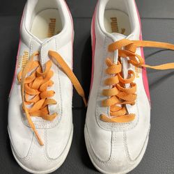 Pumas Girls Shoes Size 4y