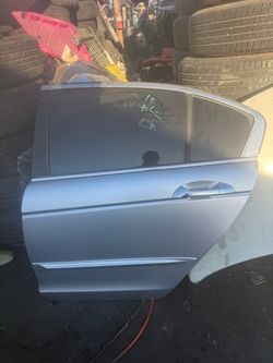 2010 Honda Accord Sedan Left Rear Driver Side Door $250