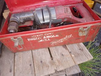 Milwaukee Drill 75$