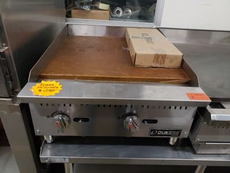 New Dukers 24"L Manual Griddle Natural Gas 