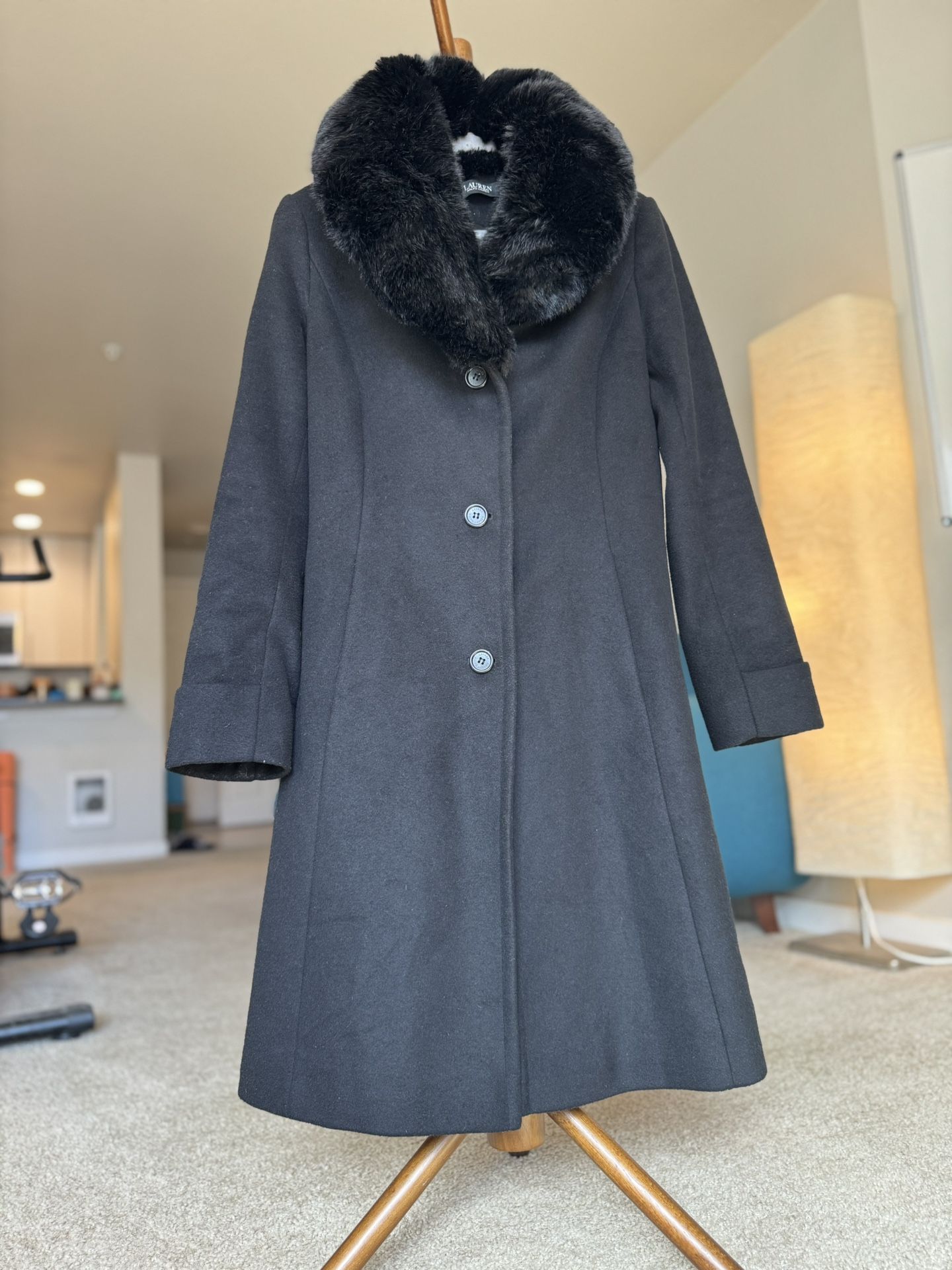 Elegant Black Wool Coat with Faux Fur Collar – Lauren Ralph Lauren
