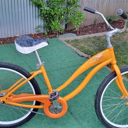 Giant beach cheap cruiser womens