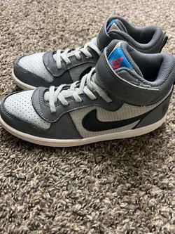 Nike court vis