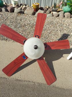 Ceiling fan
