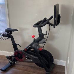 Peloton Bike 