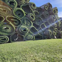 ONLY $160 PER ROLL / USED ARTIFICIAL GRASS  / SYNTHETIC TURF  Thumbnail