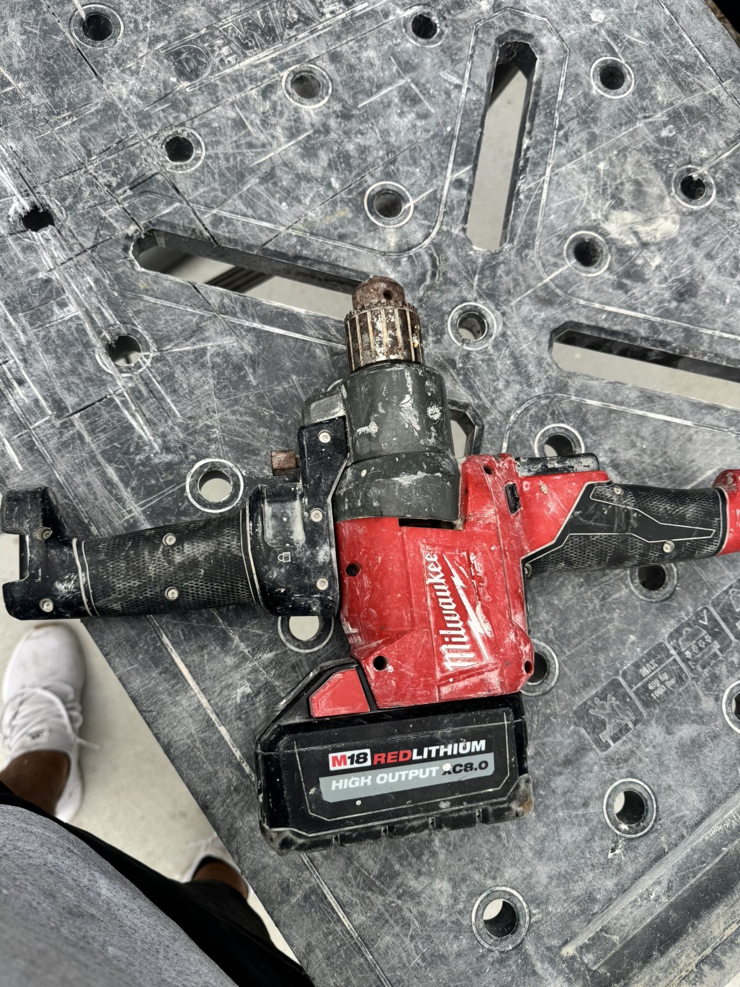 Milwaukee M18 Fuel Hole Hawg Drill + XC8.0 Battery