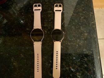 Samsung Galaxy smart watches and Apple Watch Series 8  package deal