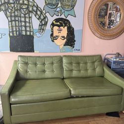 Vintage Leather Pull Out Couch 