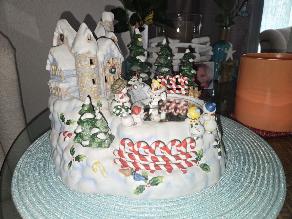 Partylite Christmas Winter Wonderland Candle Holder