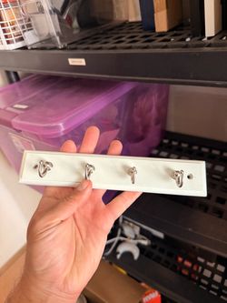 White Wall-Mounted Hook Rail with 4 Hooks