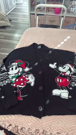 Mickey & Minnie Christmas Sweater