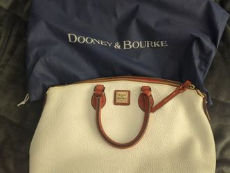 White Dooney And Brooke Handlebag Leather Pebble Great Condition There Is One Mark Inside With A Pen I Have The Dust Back