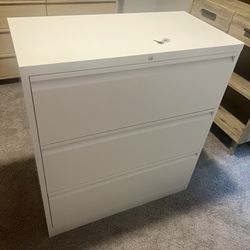 3 Drawer Filing Cabinet 