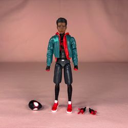 Marvel Legends Miles Morales (2020 Spider-Man: Into the Spiderverse Stilt Man Wave)