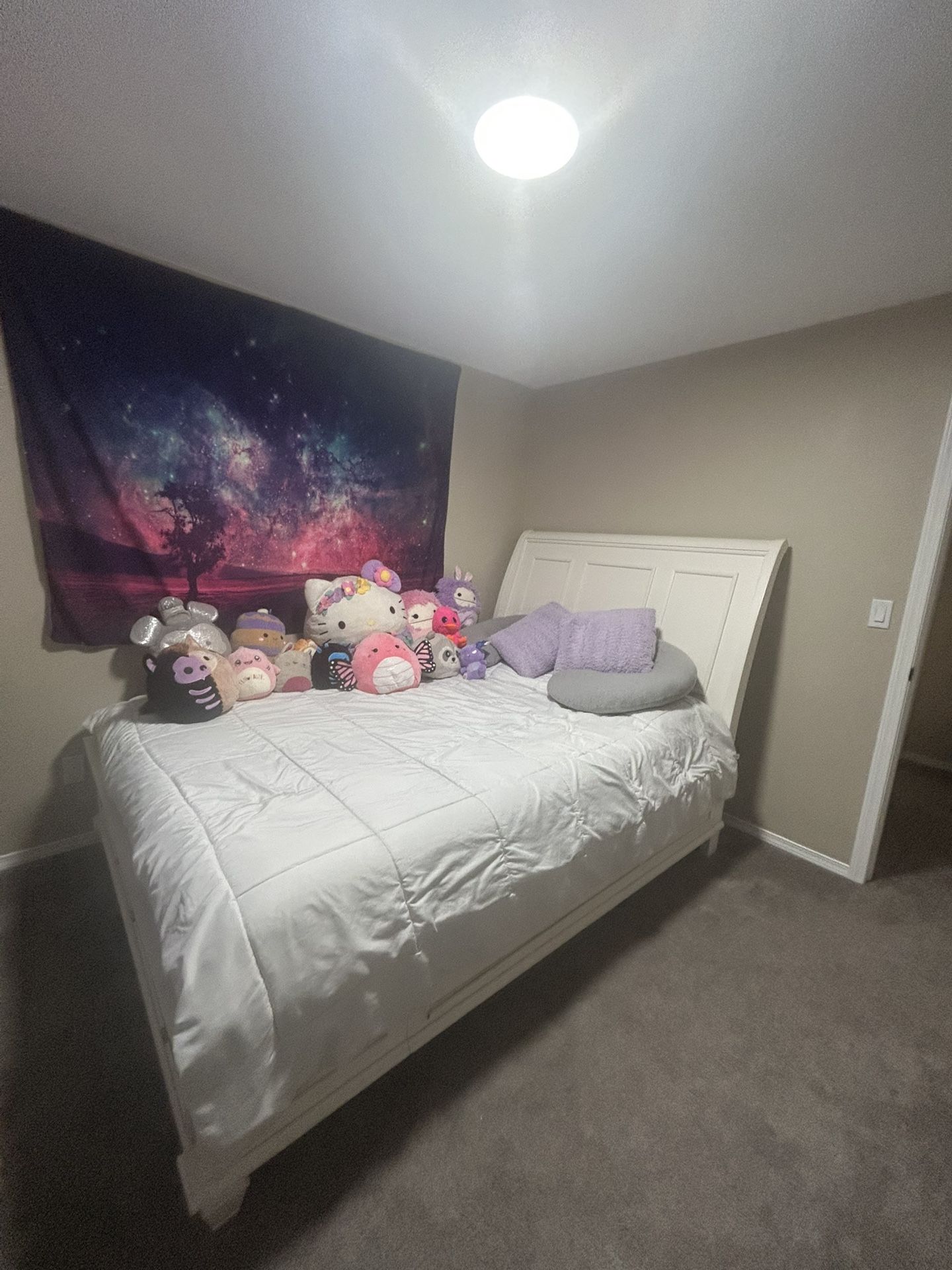 Queen Size Bed W/ Frame