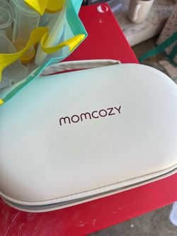 Momcozy M5 breastpump
