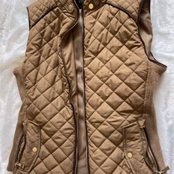 Vest . Size Small 