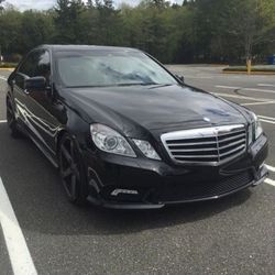 Mercedes Benz E-class chrome grille