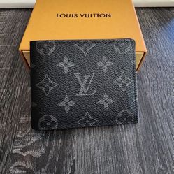 VINTAGE AUTHENTIC LV for Sale in Lewis Mcchord, WA - OfferUp