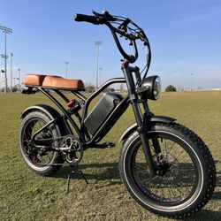 1000 Watt Electric Chopper Retro/70’s Style Ebike Hydraulic Brakes (Full Suspension) 25ah Battery (Black-or-Green)