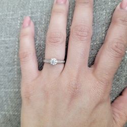 Engagement/Wedding Ring Size 5