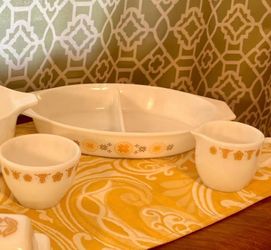 Vintage Pyrex Butterfly Gold Dishes