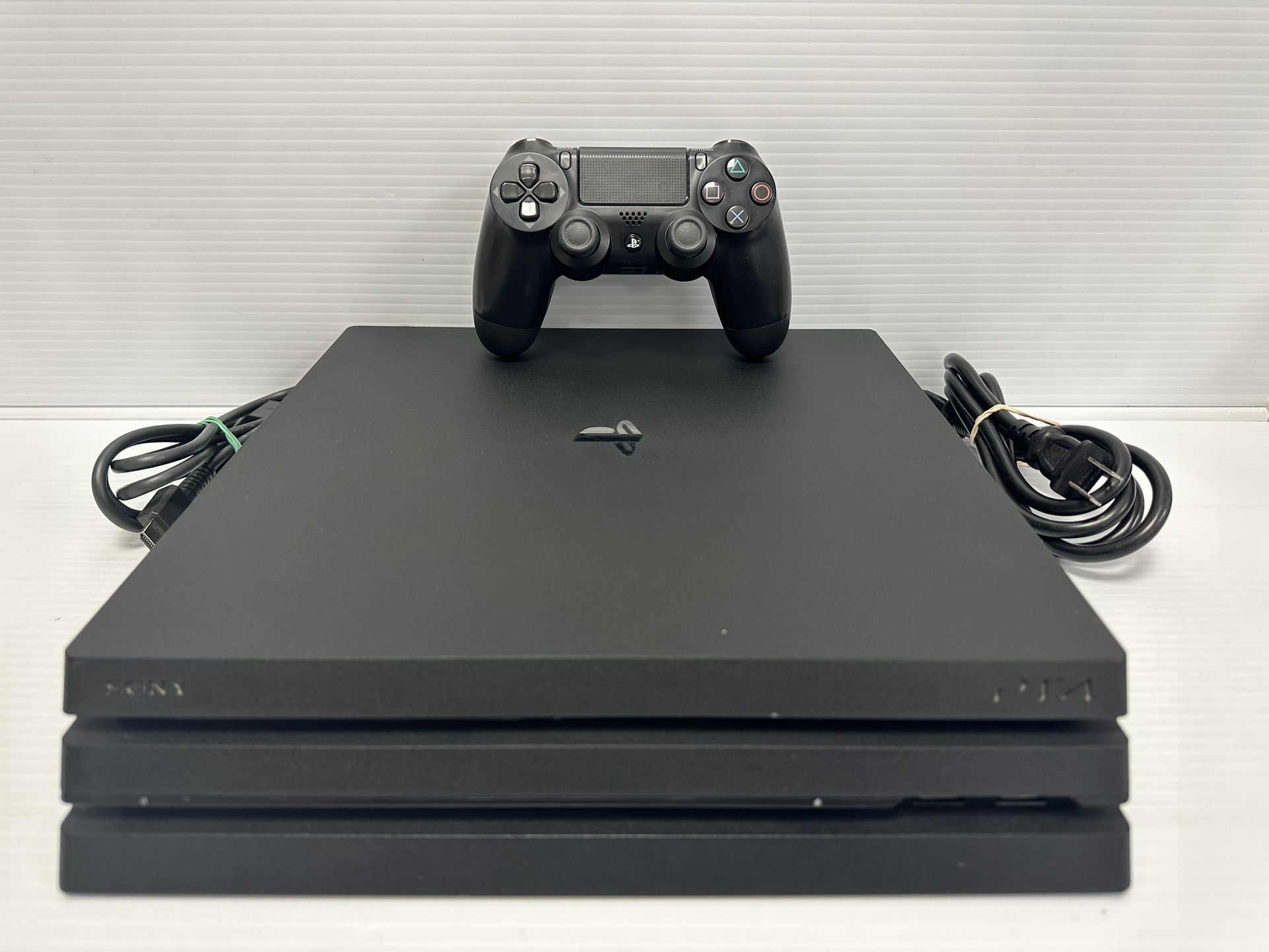 Sony PlayStation PS5 Pro 1Tb Game Console with Controller 