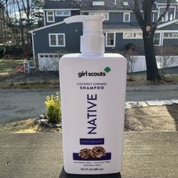 NEW! Native Shampoo - Girl Scouts coconut Caramel