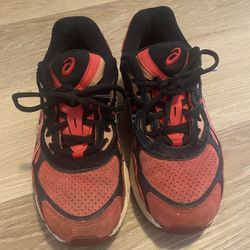 Asics Bleach Collaboration Sneakers (Size 8)