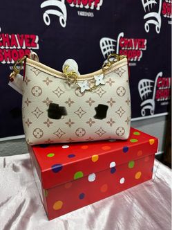 Shoulder bag