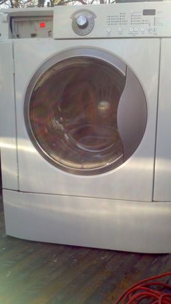 Electrolux front washer