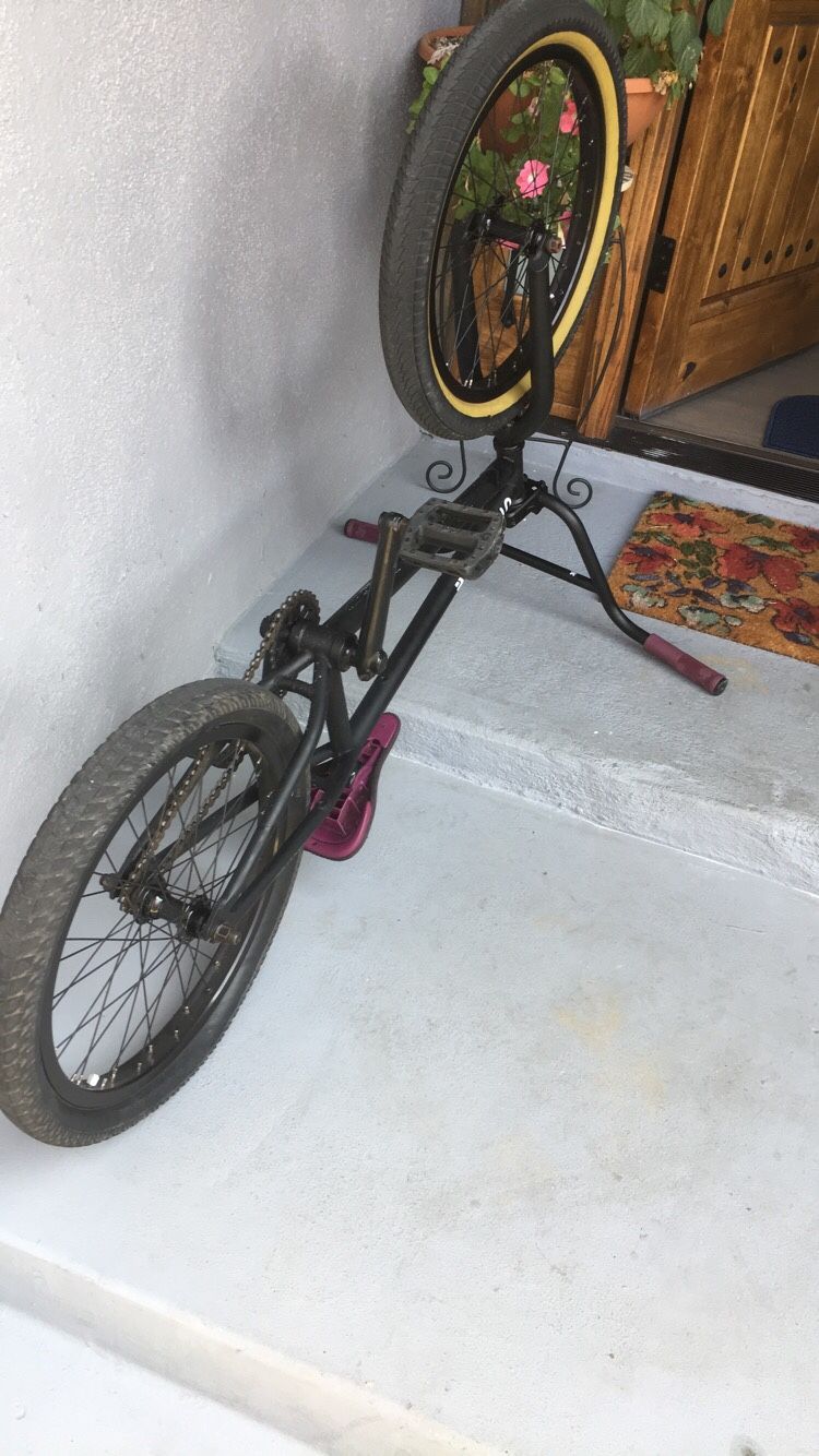 2012 United Supreme SU2 x Etnies Bmx Bike