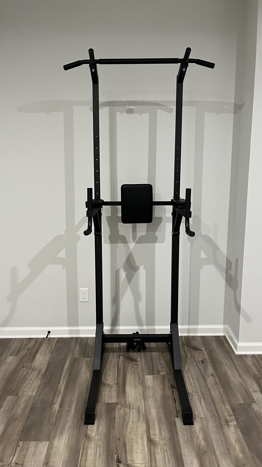 Pull Up Tower