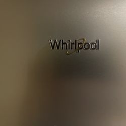 Whirlpool 24”26”60” Freezer Fridge Excellent Condition 