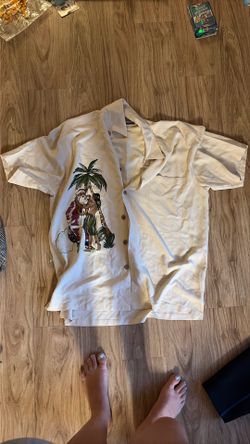 Kahala Hawaiian Islands Novelty button up Santa