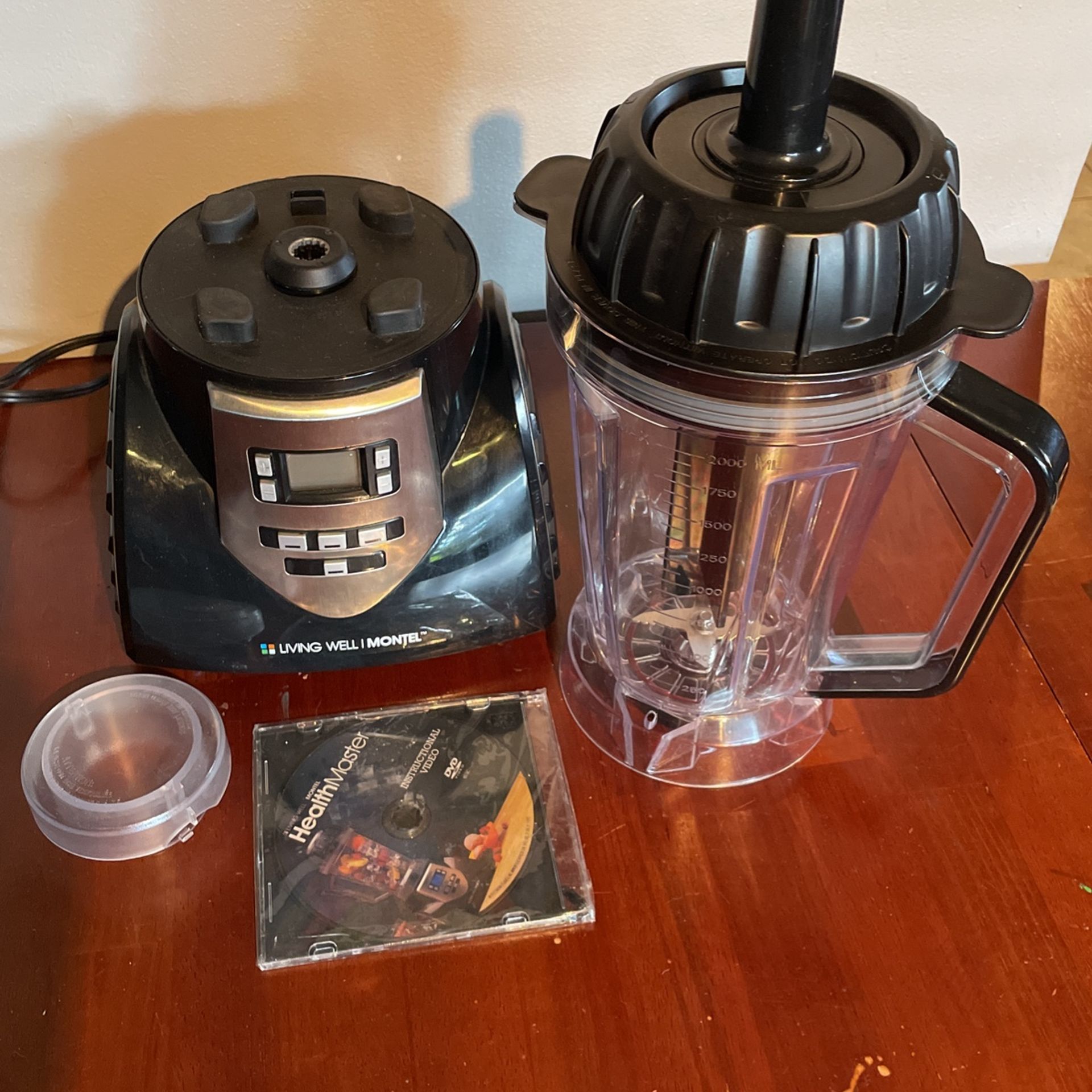 Montel Williams Living Well HealthMaster Elite Blender Speed 70 oz