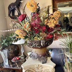 Large Floral Center Piece 