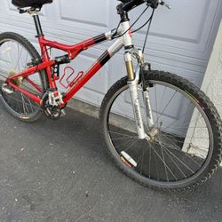 Mountain Bike Medium Frame And 26” Wheels 