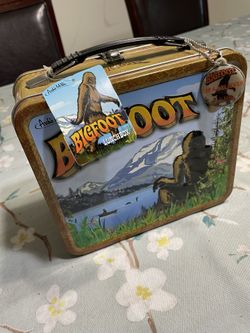 Metal Lunch Box - Big Foot