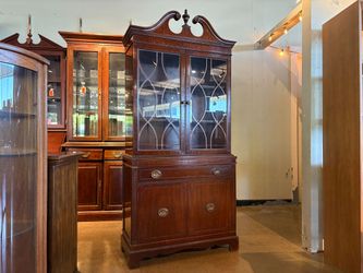 Georgian Style Mahogany Breakfront Bookcase Cabinet