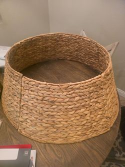 Tree Collar/Tree Skirt