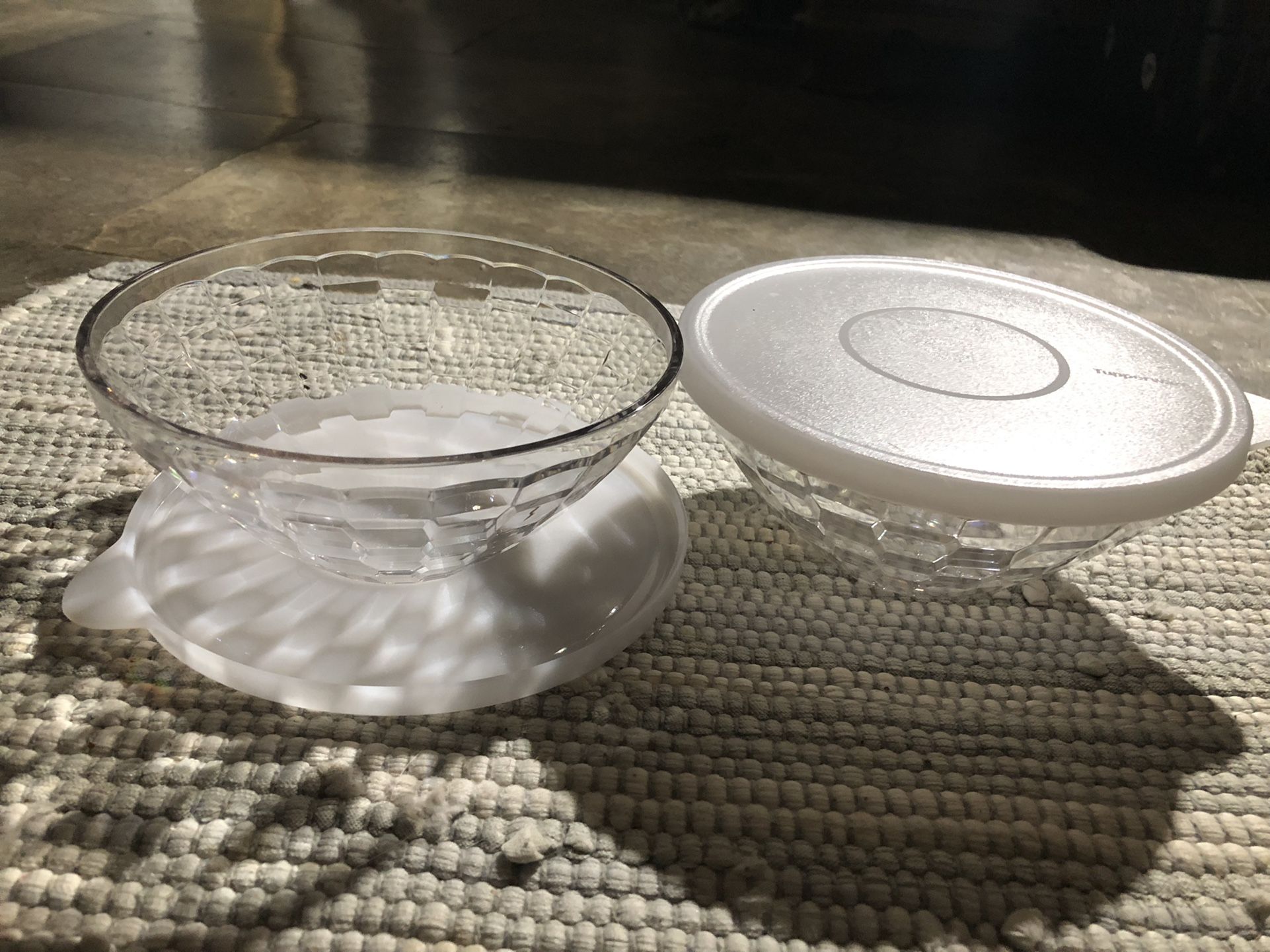 Tupperware Ice Prisms Serving Bowls With Lids