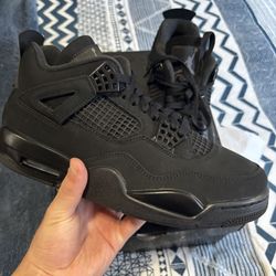 Jordan 4 Black Cats (2025)